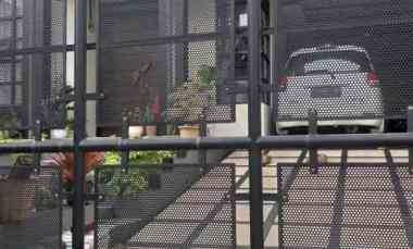 Rumah 3 Lantai dengan Rooftop di Komplek Padasuka Ideal Bandung