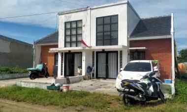 Dijual Rumah Strategis dalam Cluster Padasuka Cimahi