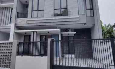 Pakal Madya, New Minimalis 2 Lantai, Row Jalan 2 Mobil Longgar