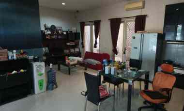 Rumah Pakuwon City, San Antonio, Kenjeran, San Diego, 2 lantai, Nego