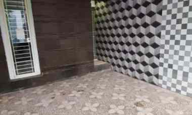 Buyer Only, Rumah Pakuwon City, 2 lantai, dekat Kenjeran, Florence