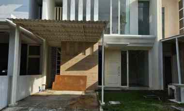 Siap Huni Rumah Pakuwon City Semi Furnish Dkat Pakuwon City Mall, NEGO