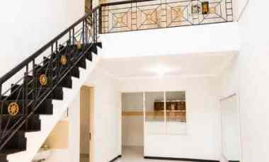 Rumah Murah Pakuwon City Cluster Terdepan dekat Pakuwon City Mall