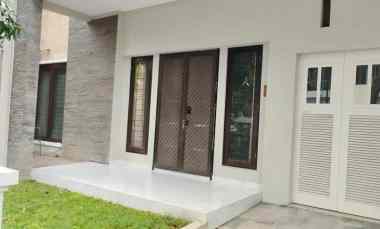Rumah 2 Lantai Minimalis Cluster Favorit Pakuwon City, Surabaya Timur