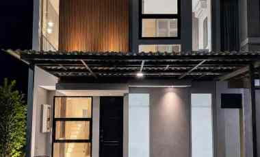 Rumah Baru Gress Full Furnish Siap Huni di Pakuwon City Suvadiva