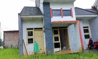 Dijual Rumah Palem Pertiwi Menganti Gresik Terawat Siap Huni