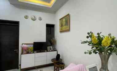 Rumah Dijual di Pamoyanan