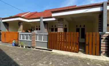 Rumah Dijual di Pancoran mas 5 menit ke pintu TOL desari