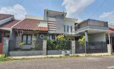 Dijual Rumah Minimalis Modern Fully Furnished di Pandanwangi