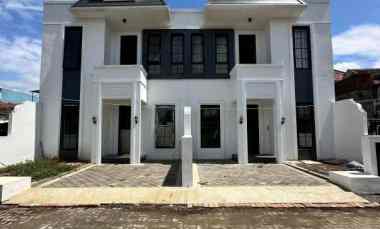 Dijual Rumah Baru American Classic Full Furnished Lokasi Pandanwangi B