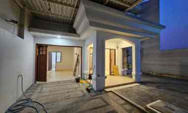 Rumah Pantai Mentari Kenjeran Lebak Surabaya Semi Furnish Free AC