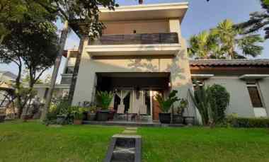 Rumah Hook, Parahyangan Bandung, Lokasi Strategis dekat Ikea