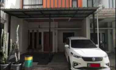Dijual Rumah Minimalis 2 Lantai dalam Cluster Parung Serab Ciledug