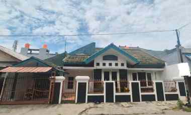 Dijual Rumah di Jalan Komersil di Area Grand Galaxy Pekayon Jaya