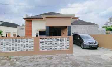 Rumah Baru Lokasi di Pendowoharjo Sleman, dekat Jejamuran