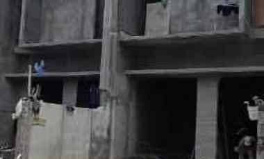 Penjaringan Rungkut Minimalis Bangunan Berkualitas Row 3 Mobil