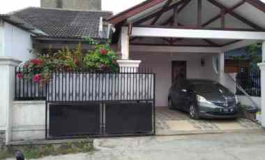Rumah Dijual di Permata