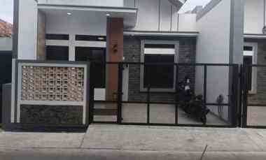 Rumah Cantik Siap Huni Lokasi Bagus Bisa KPR DI Perum Barata Bekasi