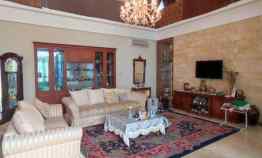 Dijual Rumah Mewah Asri dalam Komplek di Lebak Bulus Jakarta Selatan