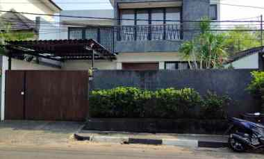 Dijual Rumah Secondary Terawat dalam Komplek Bulog Bekasi