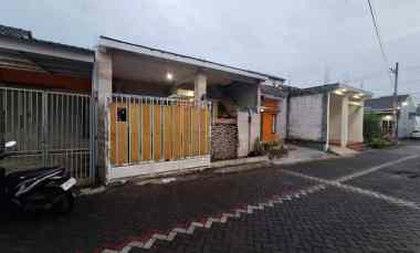 Dijual Rumah Siap Huni Full Furnish Lokasi Perumahan Bunut Wetan Pakis