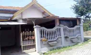 Jual Cepat Rumah Siap Huni Ditengah Kota Tuban Perum Gedongombo Permai