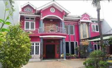 Rumah Cantik Siap Huni di Kebon Jeruk Baru dekat Akses Tol Mall Loka