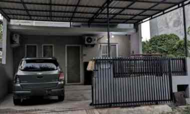 Rumah Minimalis Modern di Peurmahan Koala Regency Rungkut Surabaya