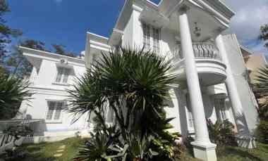 Rumah Impian Pondok Hijau Setiabudi Desain Interior Elegan dan Mewah