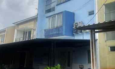 Rumah Dijual di Serpong Utara dekat Mall WTC Matahari, BSD Plaza