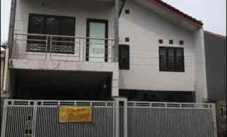 Rumah Mewah Full Renovasi Siap Huni di Rawalumbu Bekasi