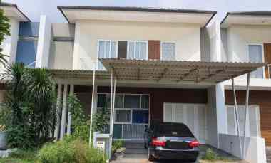 Rumah Semi Furnished di Perumahan Royal Residence Surabaya Barat