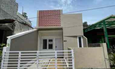 Dijual Tropical Homy House Lokasi Strategis dekat Pintu TOL BORR