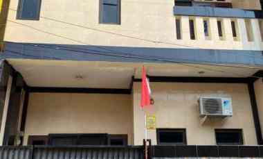 Dijual Cepat Rumah 2 Lt Villa Taman Bandara Strategis dekat Tol Pik2