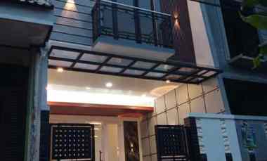 Dijual Rumah Minimalis 2 Lantai di Perumnas Beji, Depok Utara