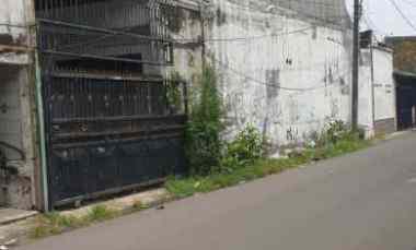 Rumah Petemon Lokasi Strategis dekat Tengah Kota Surabaya