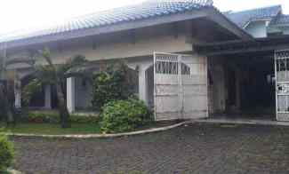 Rumah Dijual di Petukangan Halaman Luas 3oo M Pasar Pesanggrahan