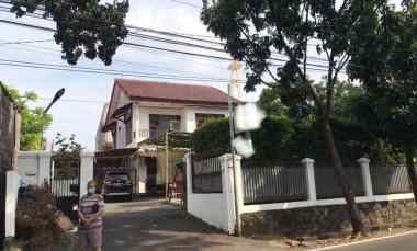 Dijual Rumah Kokoh Terawat di Petukangan Utara,Jakarta Selatan Strateg