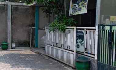 Dijual Rumah Pojok Lokasi Jalan Ikan Ikan Kota Malang