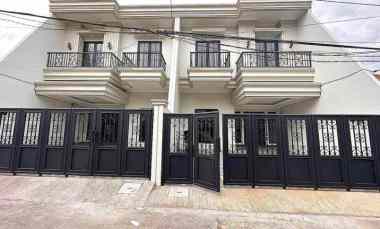 Rumah Mewah Strategis di Pondok Bambu Duren Sawit Jakarta Timur