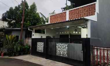 Rumah Kokoh Terawat dalam Komplek Siap Huni di O Bambu Jakarta