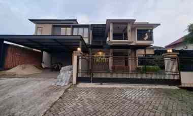 Dijual Rumah Megah Siap Huni di Cluster Pondok Cabe Udik Tangsel