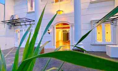 Dijual Murah Rumah Mewah Modern Klasik LT. 185 m2 di Pondok Indah