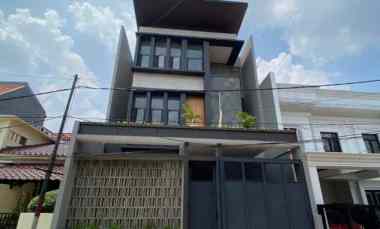 Dijual Rumah 3 Lantai Bangunan Baru Lokasi Pondok Indah Jakarta Selata