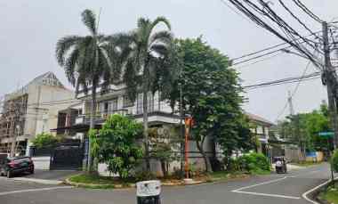 dijual rumah pondok indah
