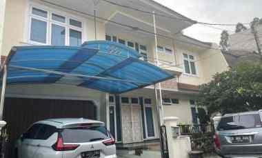 Dijual Rumah di Duren Sawit dalam TOWN House Jakarta Timur