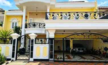 Rumah Mewah Kolam Renang di Pondok Kelapa Lt 560 M 6 Kt