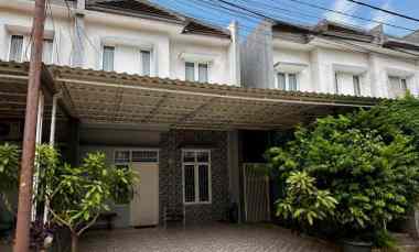 Jual Rumah Cash 2 lantai Free Kitchen Set dekat Tol di Serpong Utara Tangsel
