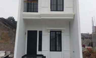 Dijual Rumah Cantik 2 Lantai Lokasi Strategis dekat Stasiun