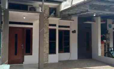 Semi Furnished dalam Cluster Pondok Terong Cipayung -Iml